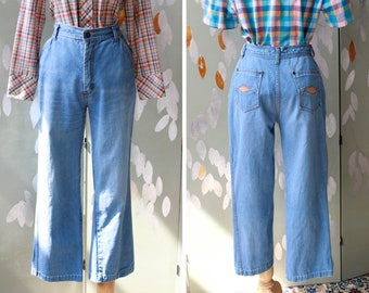 1970s Flared Jeans, 30" Waist, Vintage Light Wash Denim High Waisted 100% Cotton Jeans
