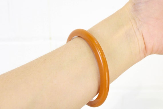 1930s Bakelite Bangle, Orange/Caramel Early Plast… - image 1