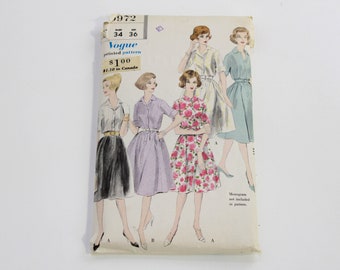 1960s Women's Dress Sewing Pattern Vogue 9972, Unused, Vintage 60s Womens Dress Pattern, Bust 34, Complete