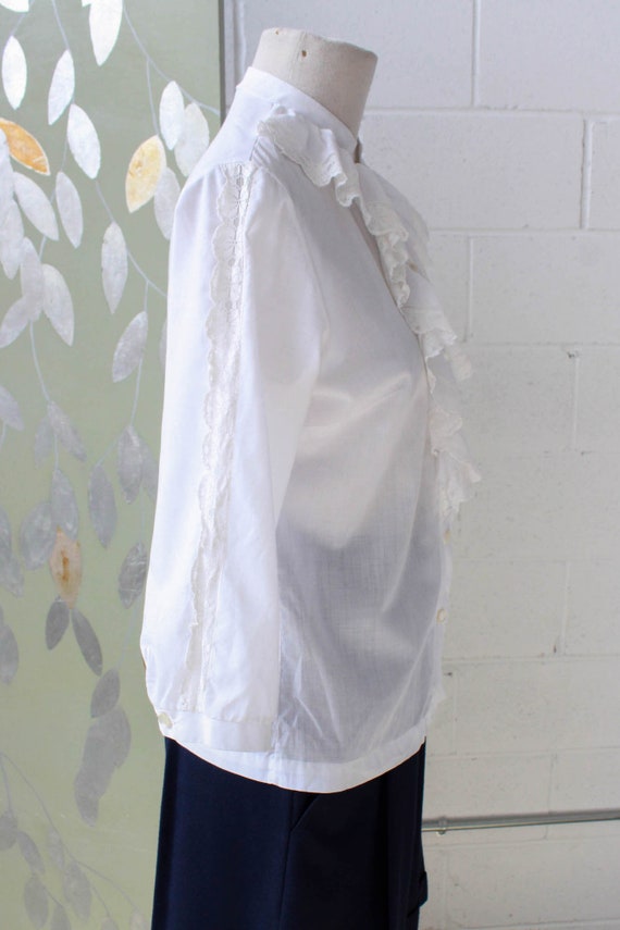 60s/70s White Ruffle Jabot Blouse, Small, Romanti… - image 5