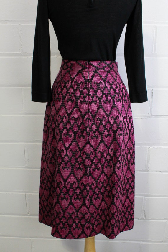 Vintage Skirt-Waist 28 to 32