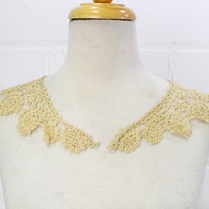 Antique Lace Collar, Detached Collar for Dresses, Blouses, Early 19th Century Crochet Lace Collar image 2