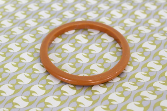 1930s Bakelite Bangle, Orange/Caramel Early Plast… - image 4