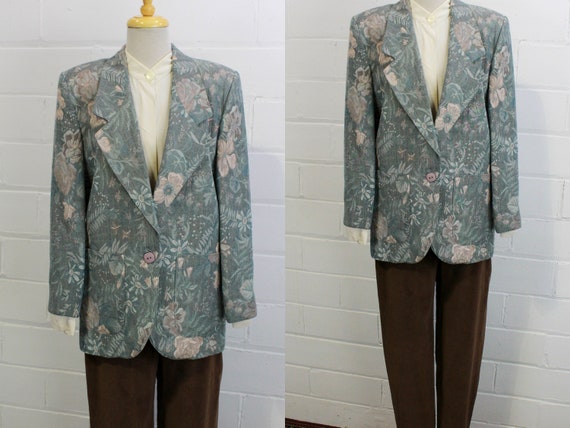 80s 90s Floral Print Blazer, Pastel Blue with Pin… - image 1