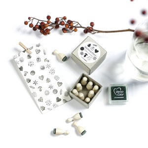 Mini Stempel Set WEIHNACHTEN mit 9 kleinen Stempeln für Adventskalender, Weihnachtskarten, DIY Geschenkpapier, Weihnachtsstempel