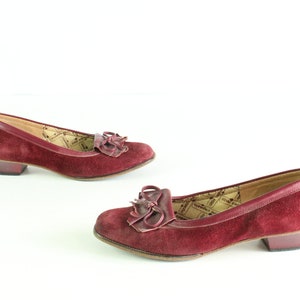 60&#39;s Maroon Suede Flats 7 Vintage