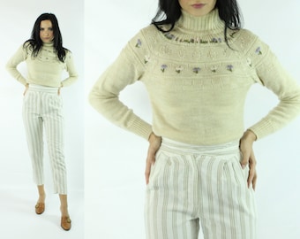 70's Beige Embroidered Sweater Small S