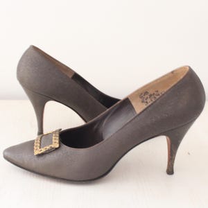 Vintage 50's Brown Pumps Size 6