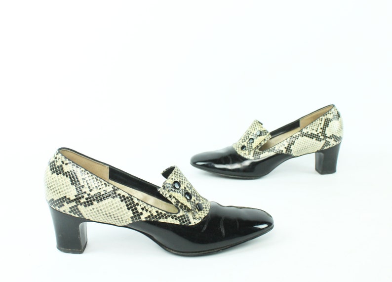 60s Snakeskin Pumps 7.5 image 1