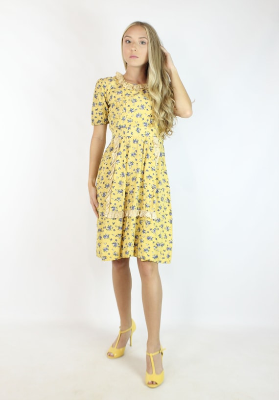 Vintage 40's Yellow Floral Dress XS X-Small S Sma… - image 2