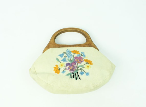 60's Embroidered Fabric Handbag - image 1