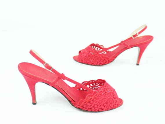 red strappy pumps