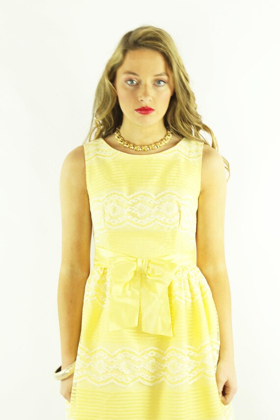 60s Yellow Lace Mini Dress Small S - image 3
