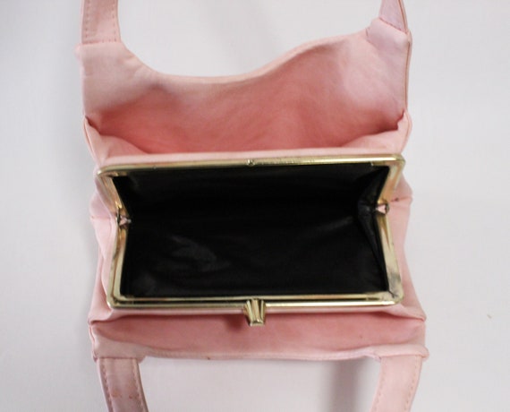 60's Pink Vinyl Shoulder Bag - image 5