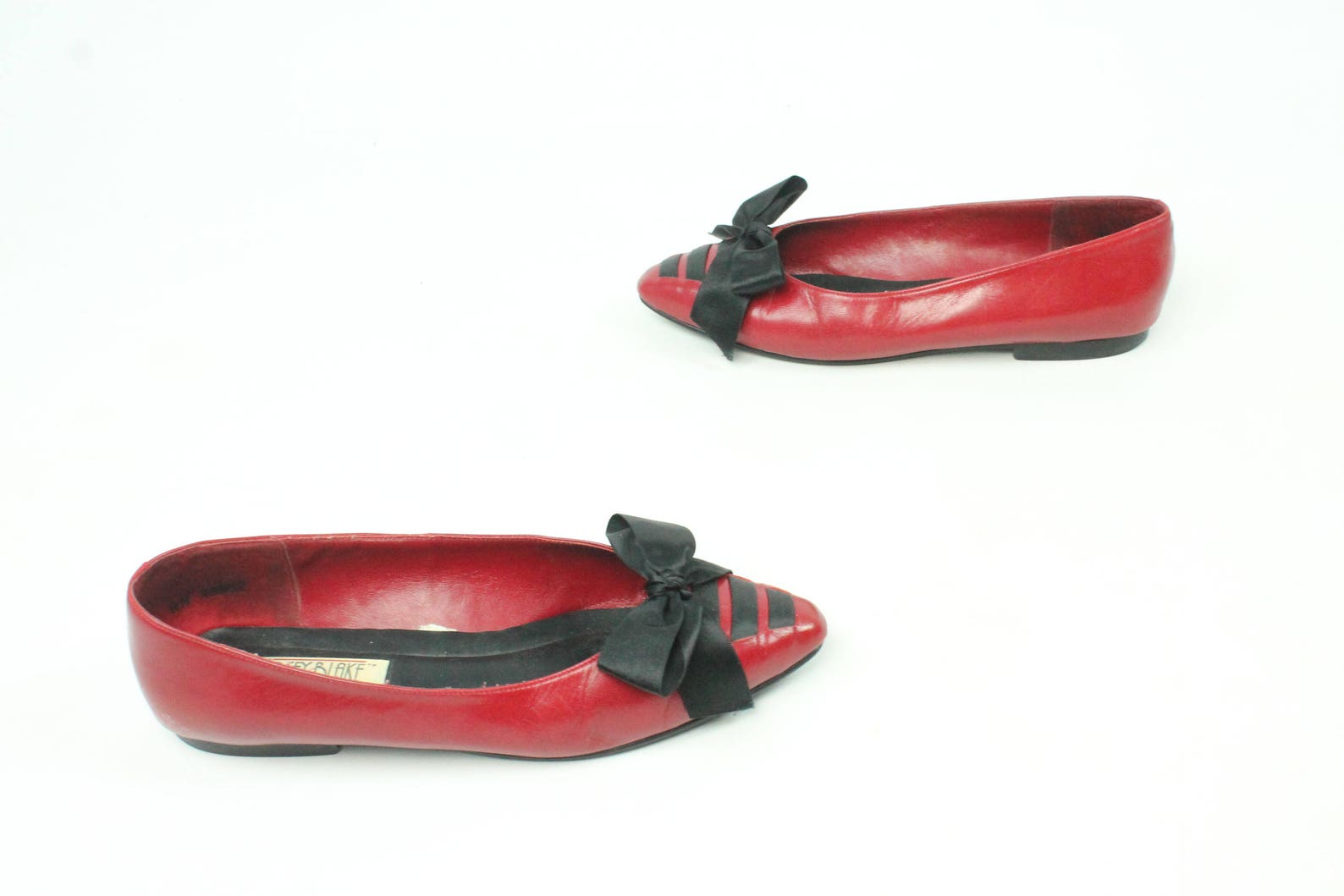 vintage 80s ballet flats red leather satin bows pointed toe slip ons 1980s size 8 shoes pumps lindsey black