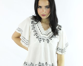 90's Embroidered Gauze Blouse  Small S