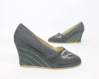 70's Blue Butterfly Wedges 7.5