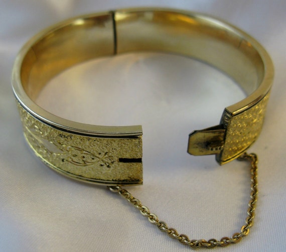 Antique Victorian Gold Filled Hinged Bangle Brace… - image 3