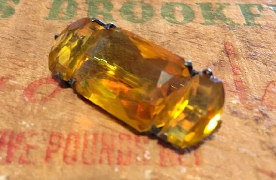 Vintage 30s Art Deco Faceted Amber Glass Brooch o… - image 2