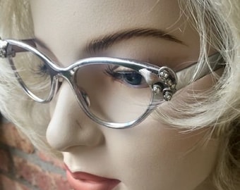 Vintage 1950s 60s Flair Cat eye Eyeglasses Frames, Rhinestones on Silver Aluminum, Petite Fit