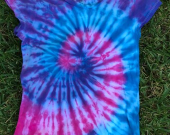 Youth Size 10-12, Tie Dye Youth Scoop Neck T-shirt, Youth Large Tie Dye, Grateful Kids, Dead Lot, Panic Lot, Shakedown Street, Dead and Co
