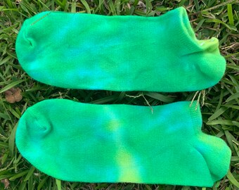 Bamboo Footies, Tie Dye Bamboo Socks, Footie Socks, Unisex socks, Size 9-11, Happy Hippie Feet, Bamboo Clothing, Shakedown Street