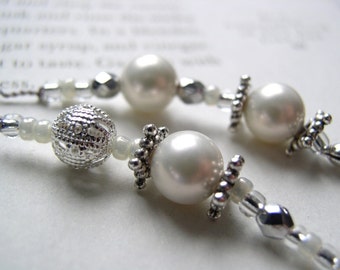 JUNE Pearl and Silver Beaded Bookmark - Personalized Birthstone Book Thong