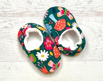 Floral Baby Soft Sole Shoes: Garden Print, Fleece Lined