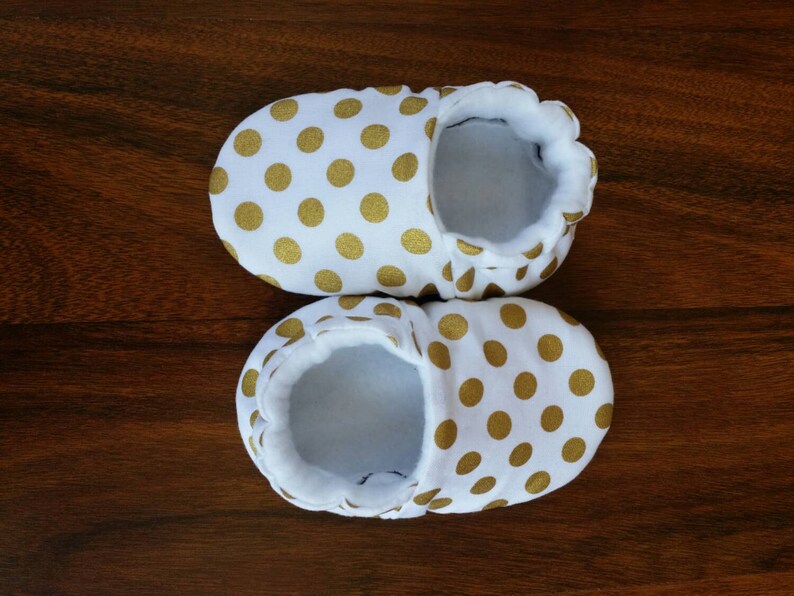 Baby shoes girls, toddler shoes, girls slippers, moccasins, gold polka dot shoes, newborn crib shoes, holiday, baby booties, baby shower image 4