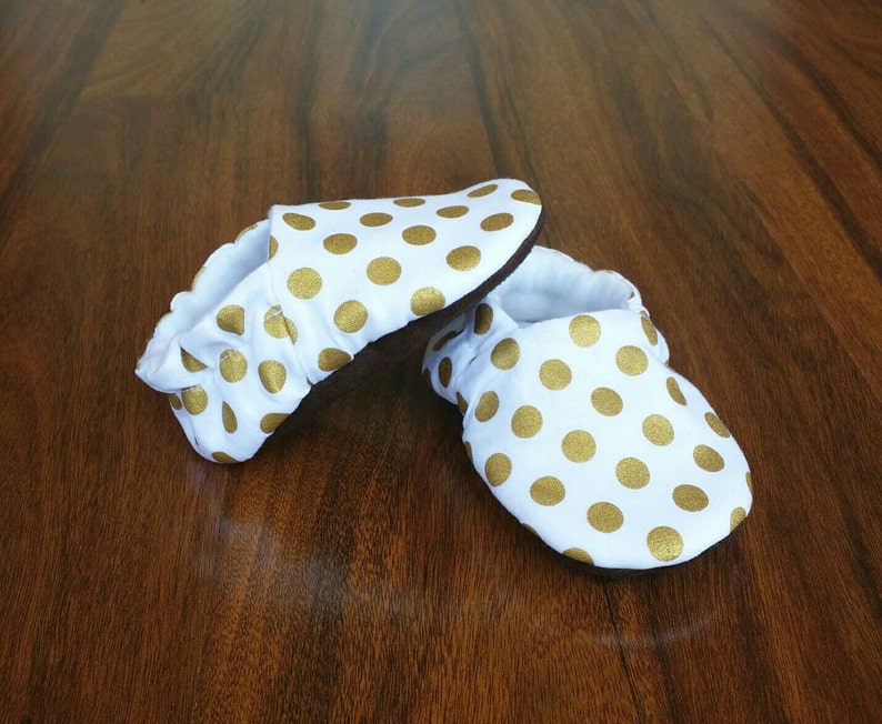 Baby shoes girls, toddler shoes, girls slippers, moccasins, gold polka dot shoes, newborn crib shoes, holiday, baby booties, baby shower image 3