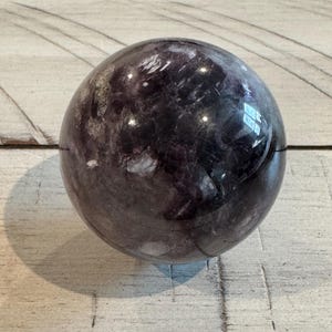Shiny Purple Mica Sphere