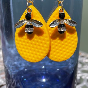 Buzzy Bee Earrings