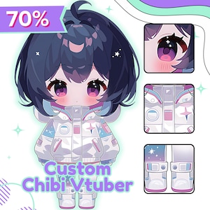 Puede incluir: Ilustración digital de un personaje de estilo chibi con cabello azul oscuro y mejillas rosadas, vistiendo un traje espacial blanco y azul claro. La imagen incluye el texto "Custom Chibi Vtuber" y una pancarta de "70%" de descuento.