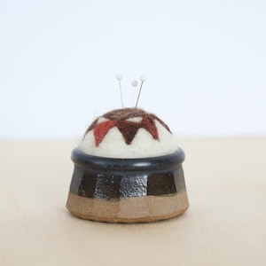 pin cushion . pottery by Lund Studios