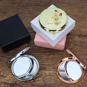 Personalized Floral Compact Mirror, Beautiful Wedding Gift, Bridesmaid Gifts, Name Mirror Thank you gifts, Gift for Women
