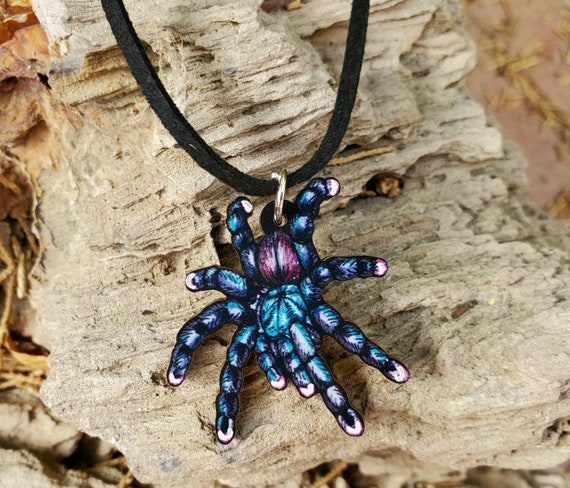 Pink Toe Tarantula - Avicularia Metallica - Wooden Pendant and Necklace