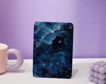 Funda para Kindle con cielo estrellado místico, con correa de mano, funda personalizada, funda para Kindle, Paperwhite 2025, funda acrílica para Kindle, regalos personalizados