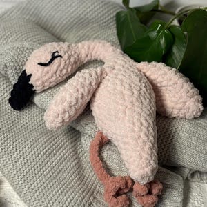 Sleepy Flamingo Lovey