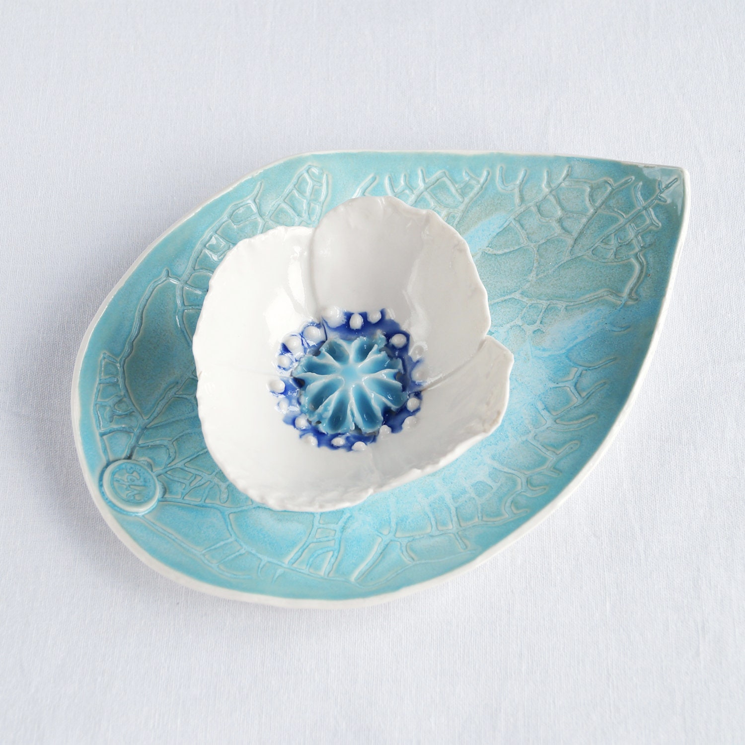 Porcelain POPPY bowl ceramic flower bowl natural soft white Etsy