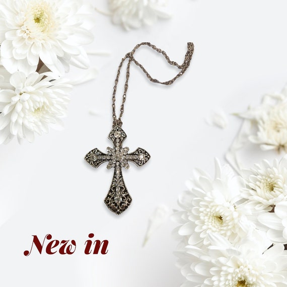 Clear Diamond Vintage Cross Pendant Necklace Filigree Style, Genuine  Austrian Crystals