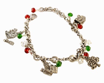 Christmas Charm Bracelet - Santa Bracelet - Christmas Tree - Holiday Christmas Pewter Charm Bracelet - Secret Santa Gift - Holiday Gift