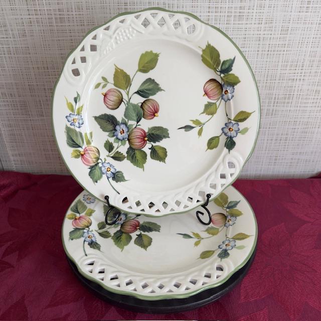 Tiffanys Plate Set - Etsy