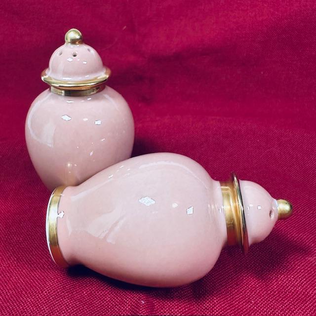 フィッツアンドフロイド シェル ソルト＆ペッパーシェーカー：ピーチ