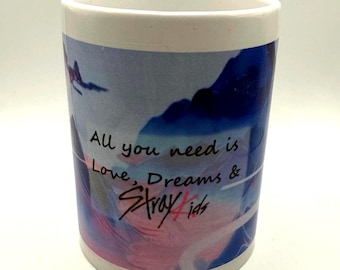 Taza personalizada de Stray Kids de Kpop (15 oz)