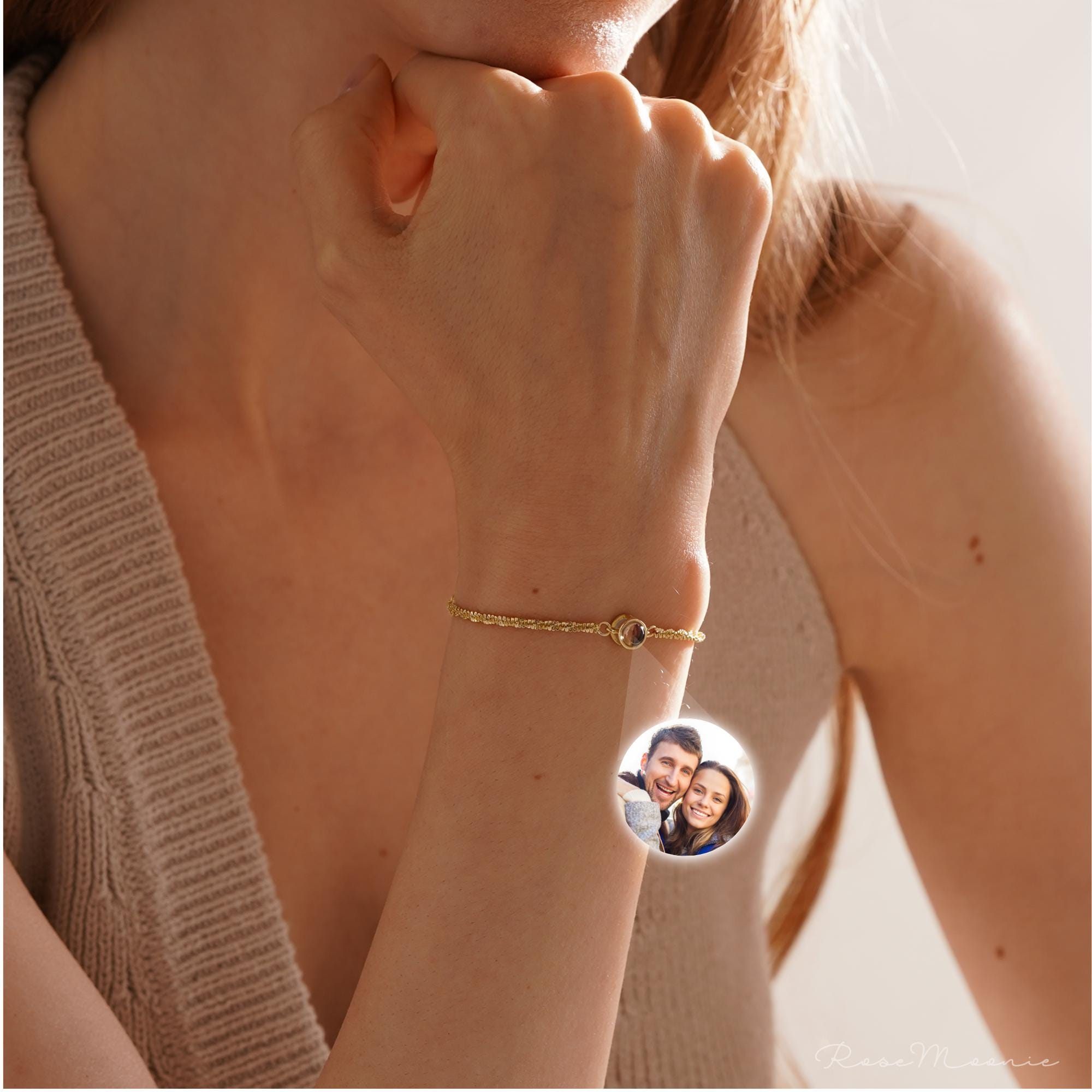Custom Photo Projection Bracelet, Photo Memorial Bracelet, Picture Inside Bracelet, Dainty Wedding Gift, Mother's Day gift, Anniversary gift