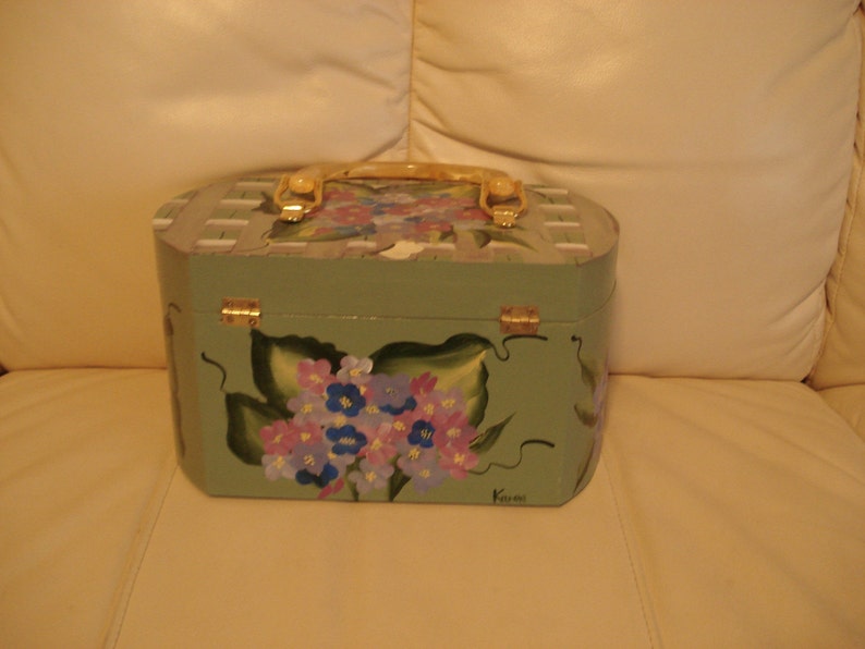 Hand painted wooden purse with Hydrangea bouquet image 3