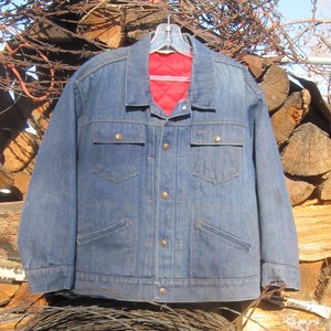 Vintage Indigo Denim Western Trucker Jacket from Montana - Distressed Denim Jacket Lined with Red Insulated Fabric sz L
