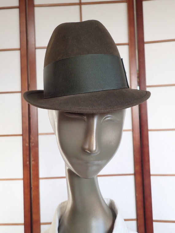 Vintage "CHAMPS" Brown Felt Trilby/Fedora Hat w/"… - image 3