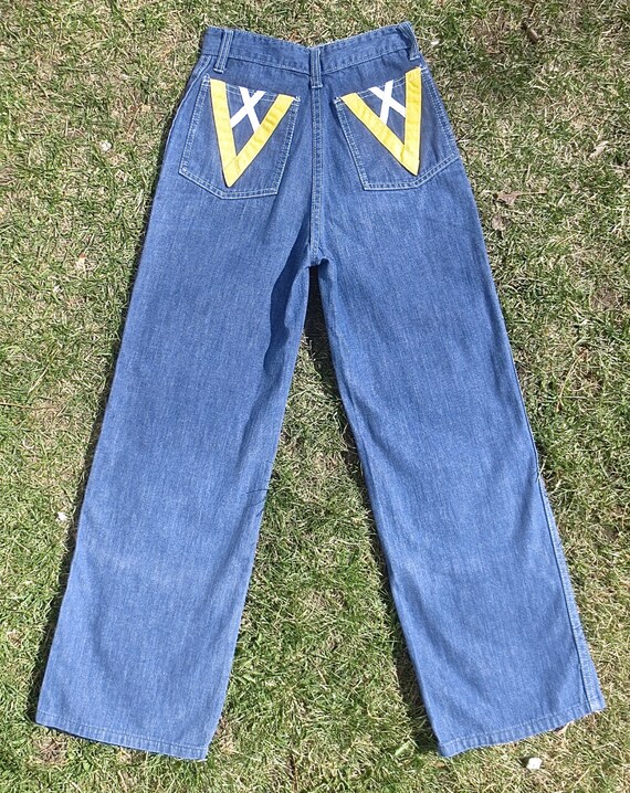 Vintage 1970's High Waisted Denim Jeans w/Bright … - image 3