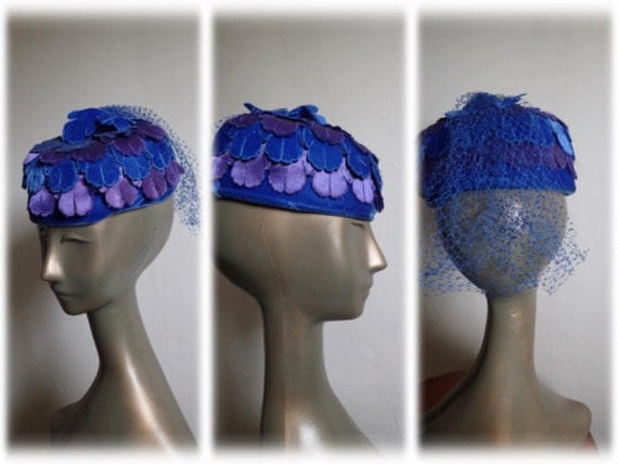 Vintage 1960's Blue Velvet and Purple Satin Pillb… - image 2